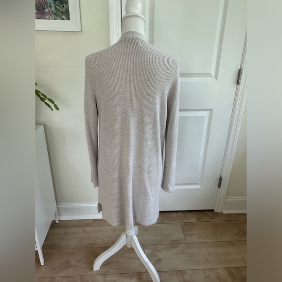 Old Navy cream long cardigan Medium NWOT - Picture 3 of 4